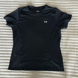 Women’s Black Under Armour TShirt sz MD